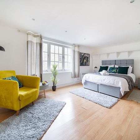 Livestay-Fabulous One Bed Apartments On Covent Garden Лондон Екстериор снимка