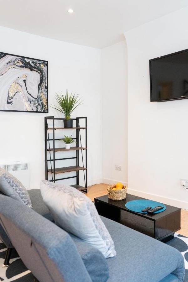 Livestay-Fabulous One Bed Apartments On Covent Garden Лондон Екстериор снимка