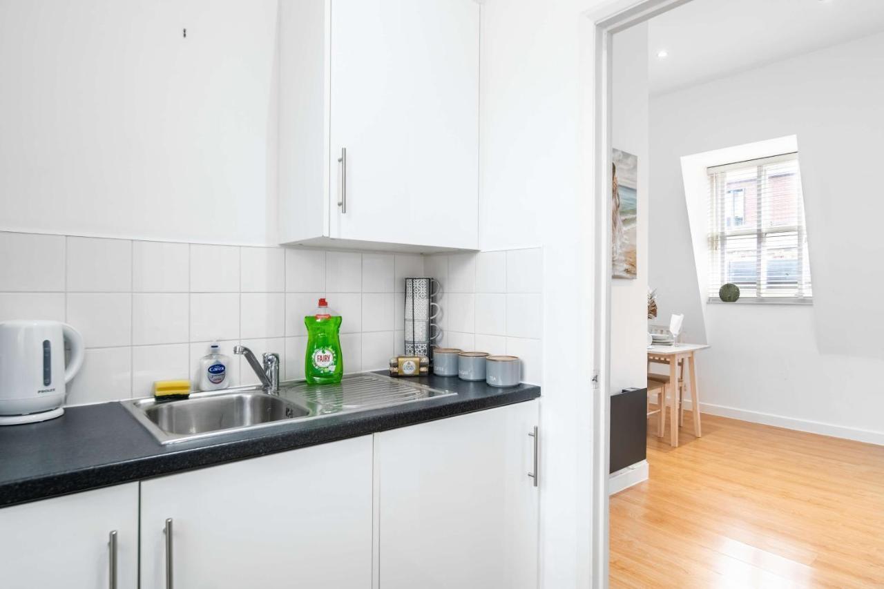 Livestay-Fabulous One Bed Apartments On Covent Garden Лондон Екстериор снимка