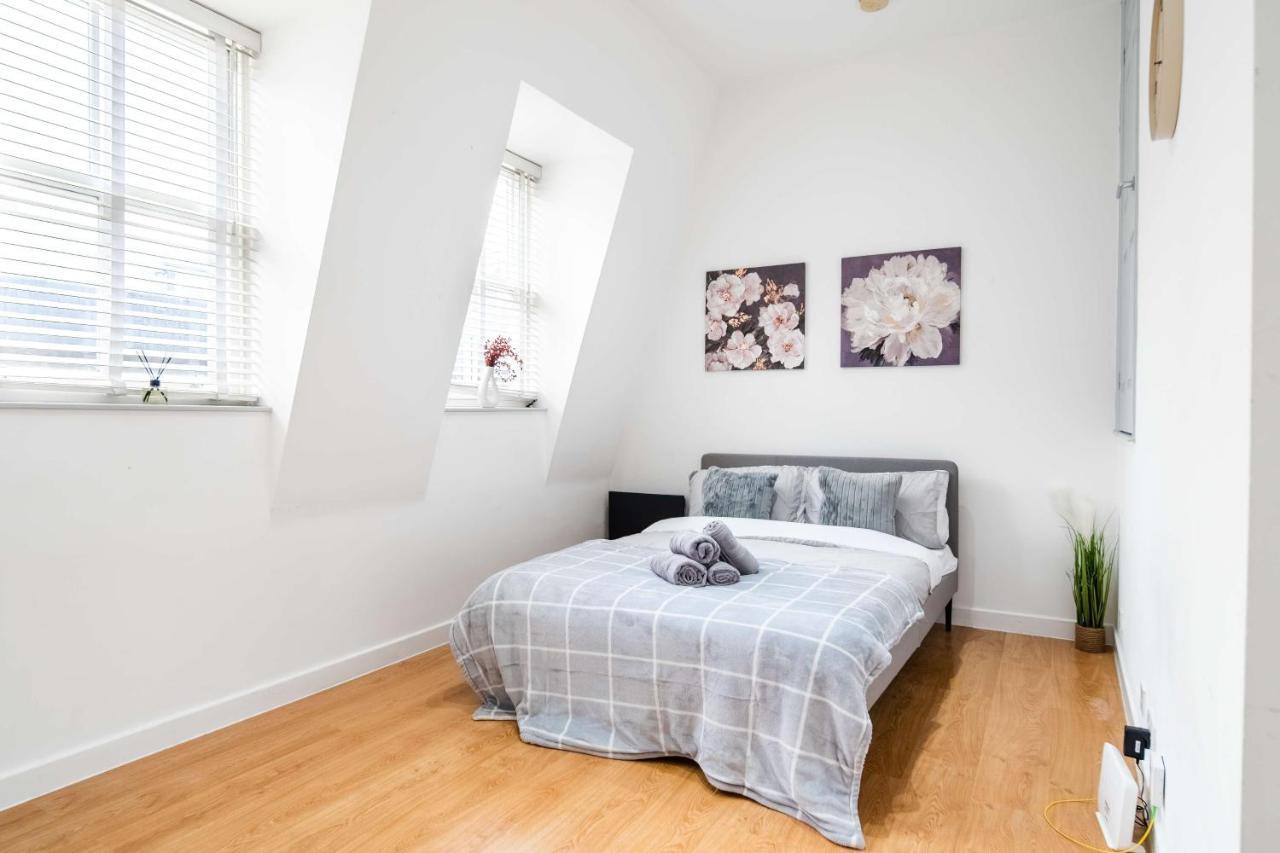 Livestay-Fabulous One Bed Apartments On Covent Garden Лондон Екстериор снимка