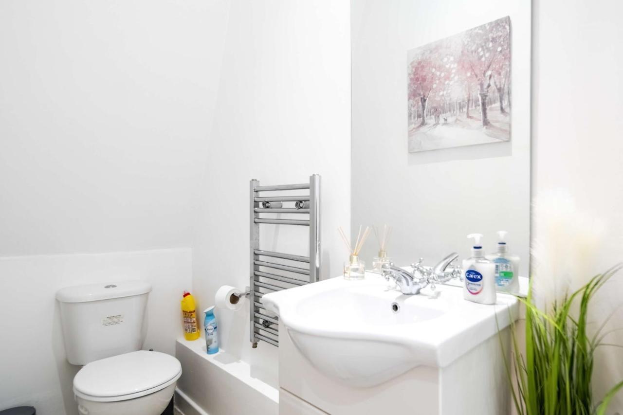 Livestay-Fabulous One Bed Apartments On Covent Garden Лондон Екстериор снимка