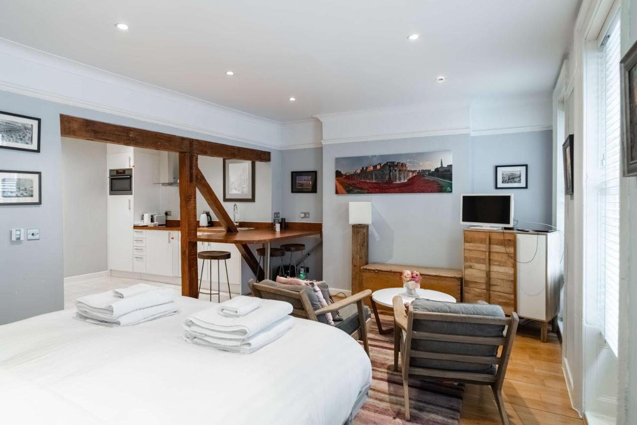 Livestay-Fabulous One Bed Apartments On Covent Garden Лондон Екстериор снимка