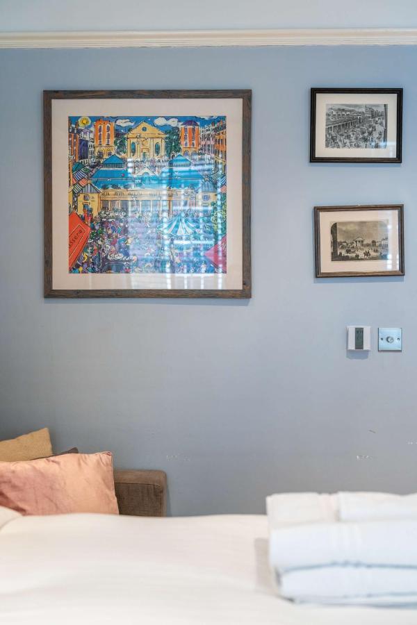 Livestay-Fabulous One Bed Apartments On Covent Garden Лондон Екстериор снимка